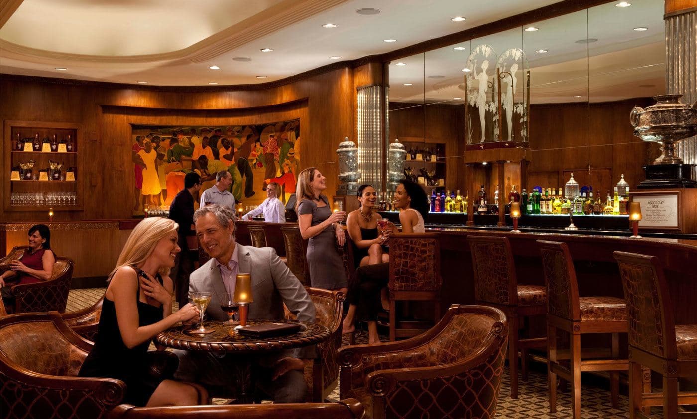 People Enjoying Drinks In The Sazerac Bar