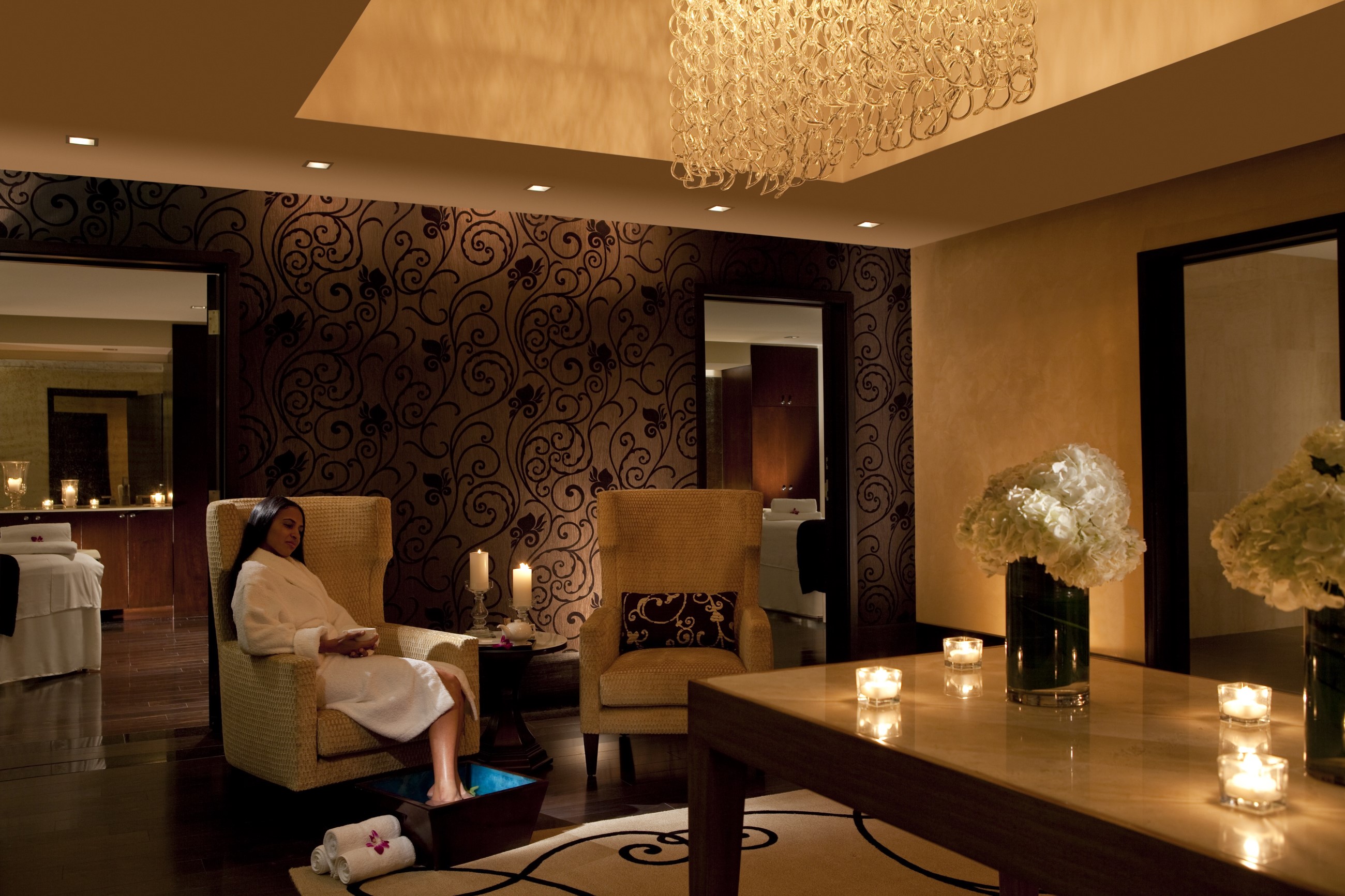 Woman Relaxing At The Waldorf Astoria Spa At The Roosevelt